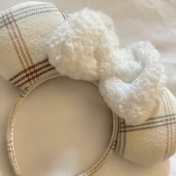 Mikey Mouse Ears - Picture 2 of 3